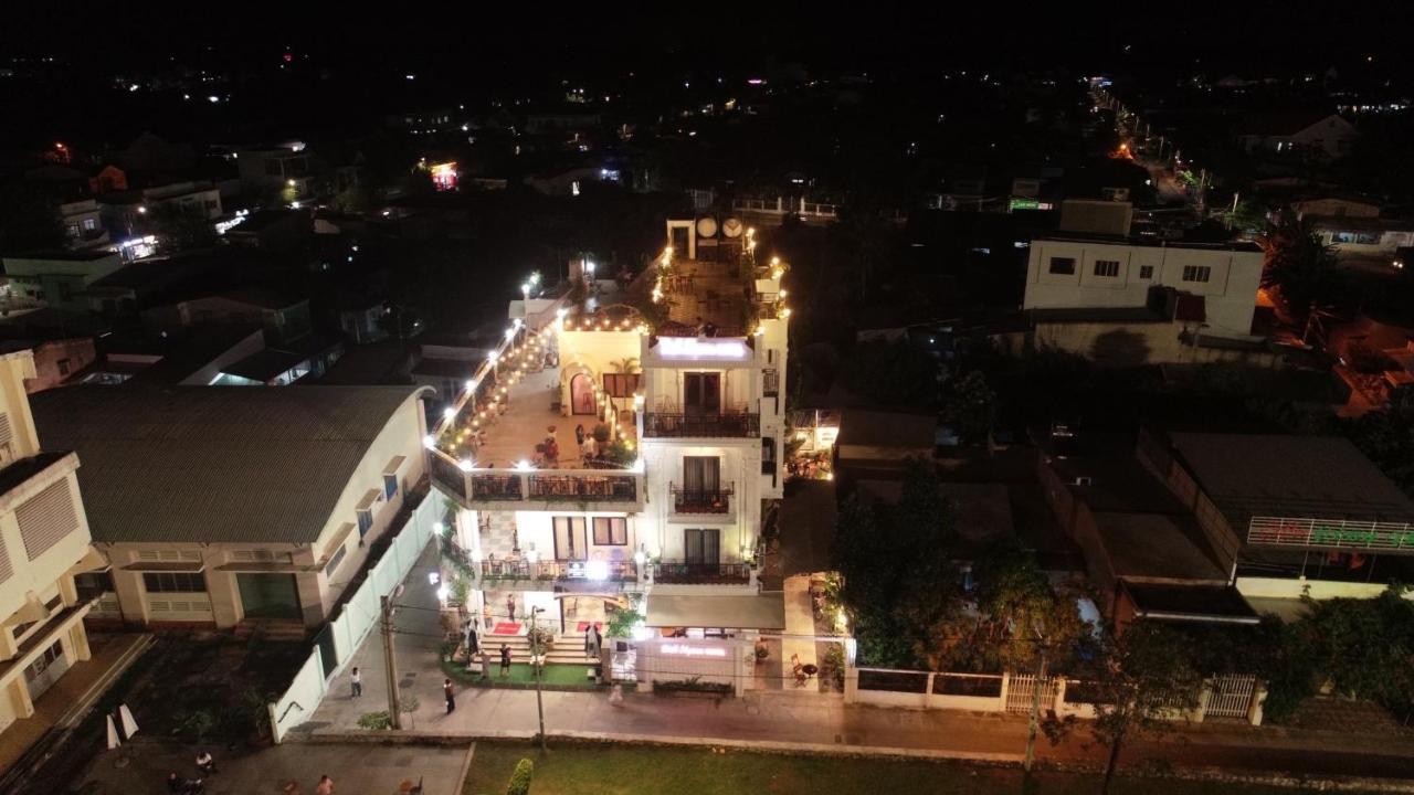Bich Ngoan Hotel Tra Vinh ภายนอก รูปภาพ