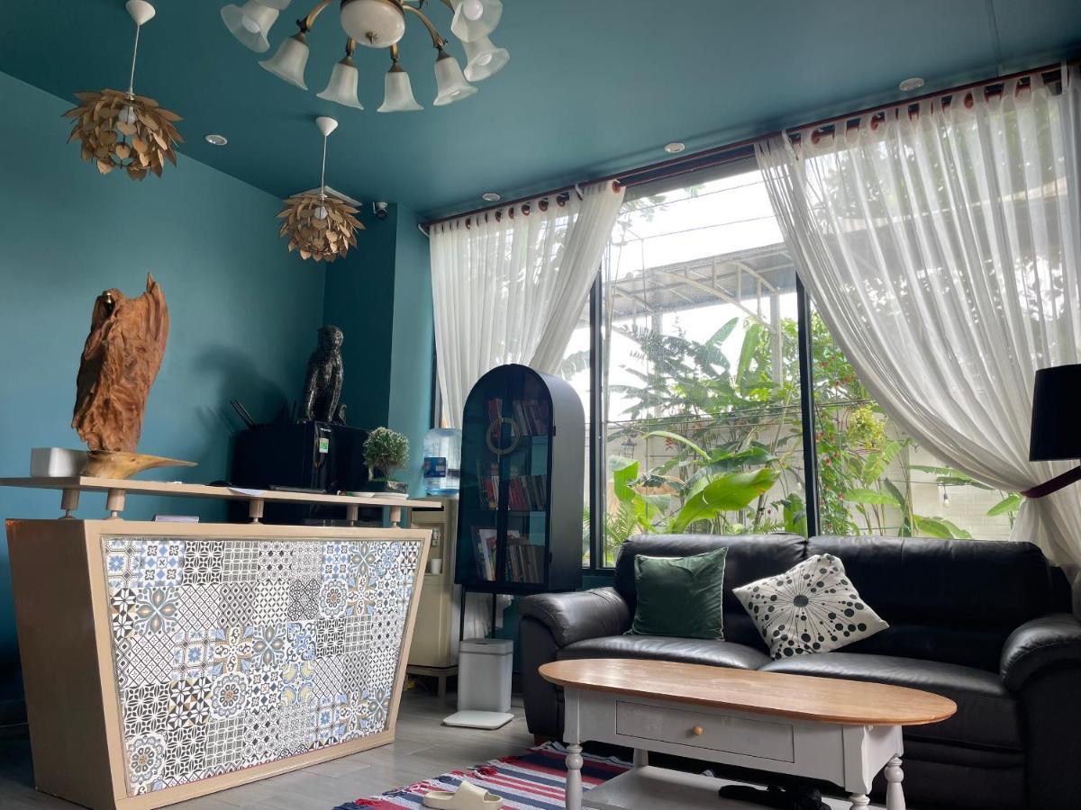 Bich Ngoan Hotel Tra Vinh ภายนอก รูปภาพ
