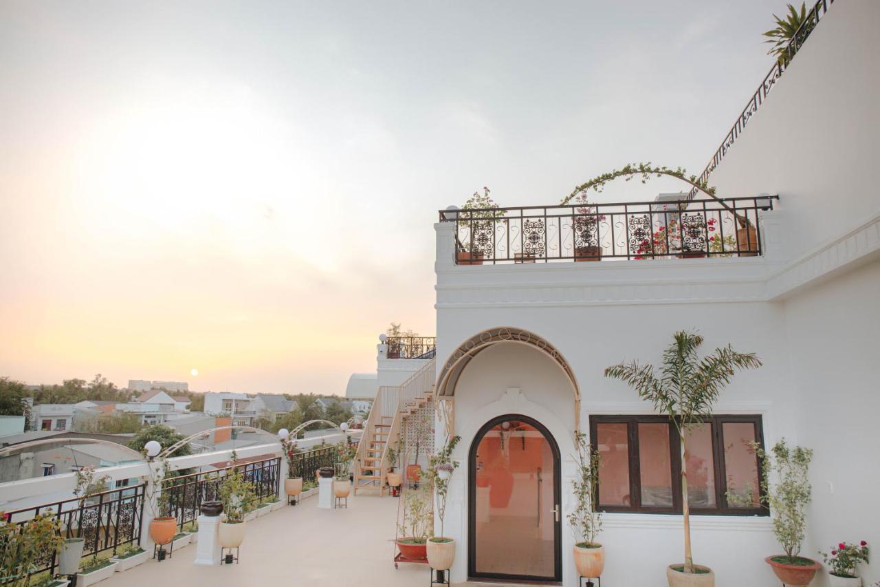 Bich Ngoan Hotel Tra Vinh ภายนอก รูปภาพ