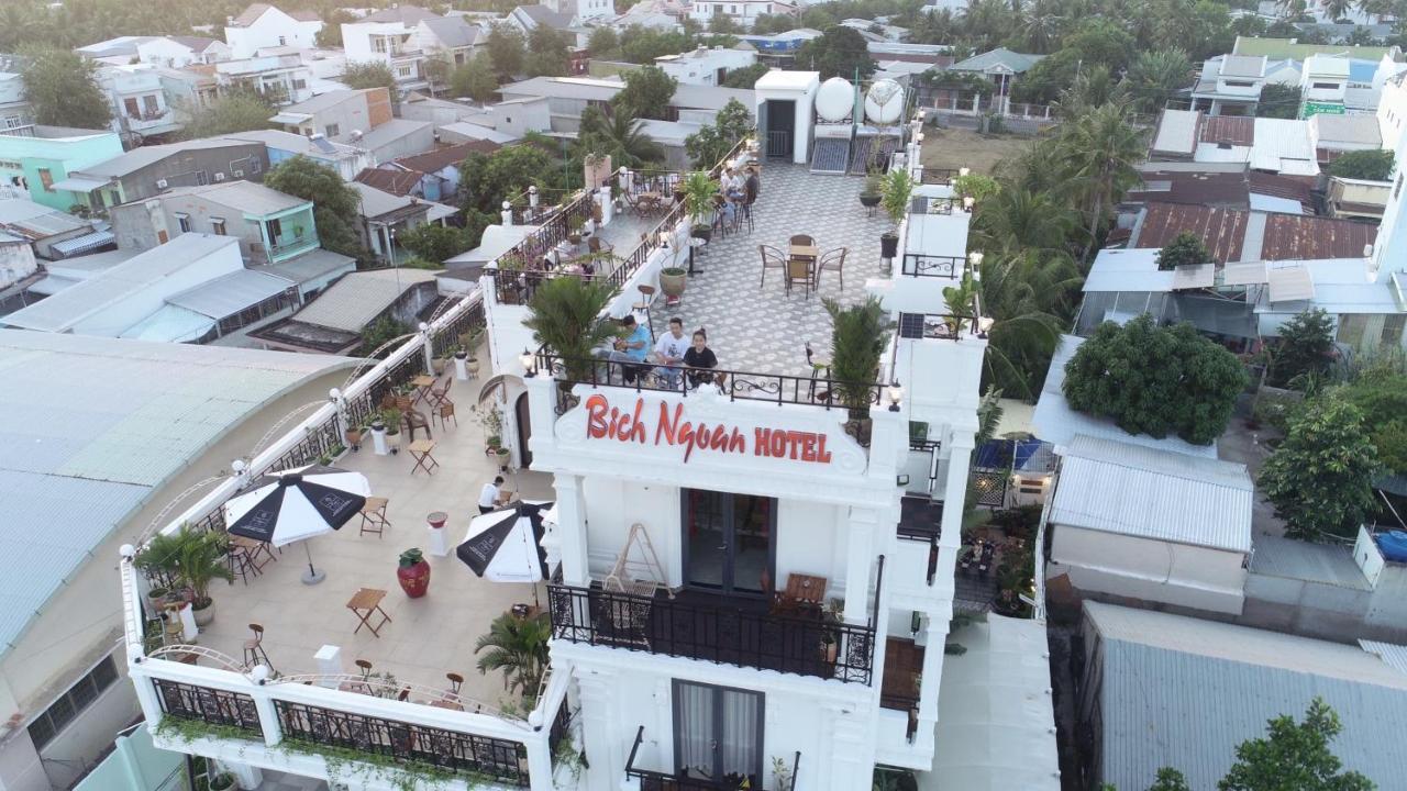 Bich Ngoan Hotel Tra Vinh ภายนอก รูปภาพ