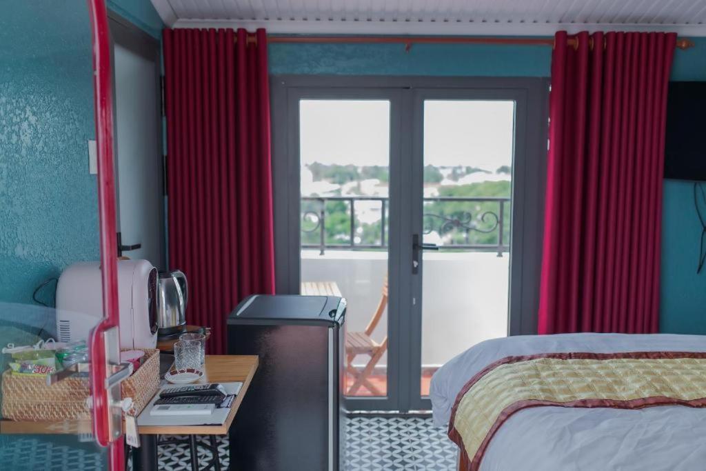 Bich Ngoan Hotel Tra Vinh ภายนอก รูปภาพ
